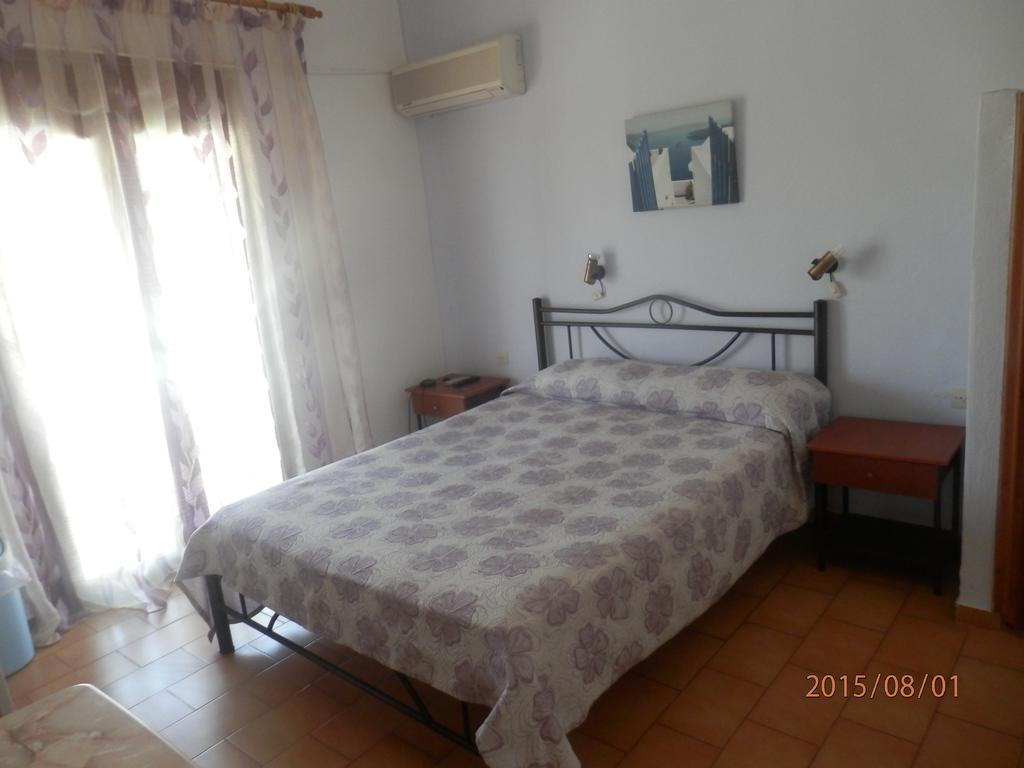 Achilleas Rooms Σύβοτα Δωμάτιο φωτογραφία